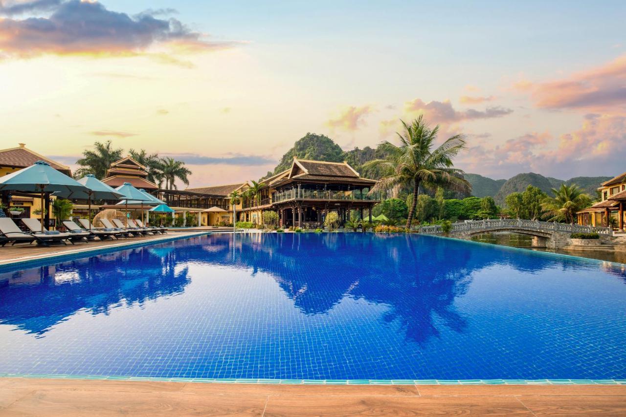 Emeralda Resort Tam Coc Ніньбінь Екстер'єр фото